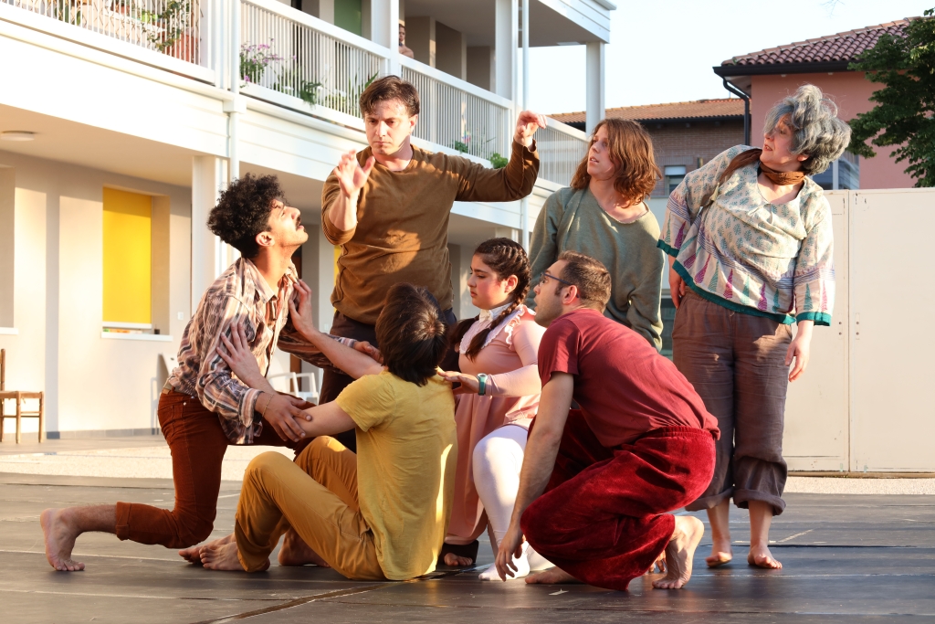 L'esito del laboratorio di teatro al Quartiere Fossolo